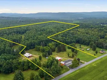 Property at 474 Groveside Road, Pittstown, NY 12090