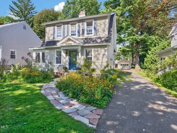 Property at 1165 Highland Park Road, Niskayuna, NY 12309