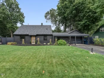 Property at 1048 Spry Lane, Rotterdam, NY 12303