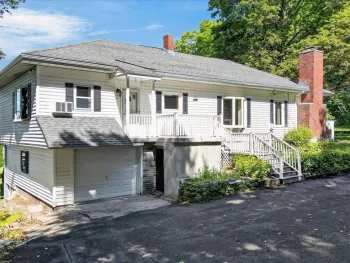 Property at 717 State Route 40, Schaghticoke, NY 12121