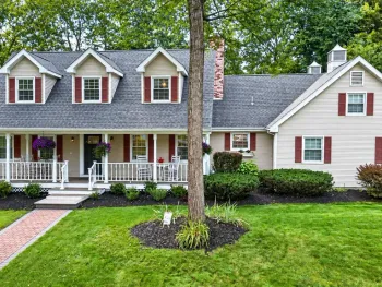 Property at 4 Massachusetts Court, Clifton Park, NY 12148