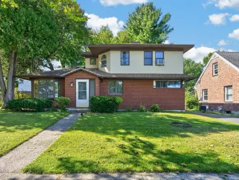 Property at 6 John David Lane, Albany, NY 12208