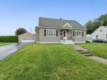Property at 4 Stella Lane, Amsterdam, NY 12010