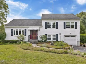 Property at 21 Mill Road, Colonie, NY 12110
