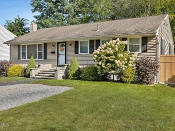 Property at 270 Daniels Avenue, Schenectady, NY 12304