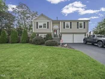 Property at 145 Shirley Drive, Schenectady, NY 12304