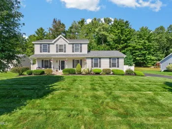 Property at 38 Kelly Lane, Halfmoon, NY 12065