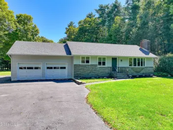 Property at 34 Van Buskirk Road, Saugerties, NY 12477