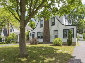 Property at 1476 Regent Street, Niskayuna, NY 12309