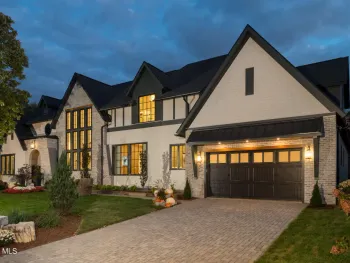 Property at 4 Autumn Lane, Saratoga Springs, NY 12866