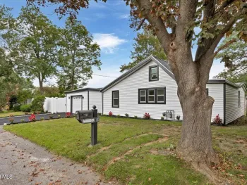 Property at 5 Marquette Avenue, Colonie, NY 12110