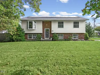 Property at 320 Whiteview Road, North Greenbush, NY 12198