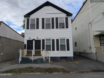 Property at 233 Park Place, Schenectady, NY 12305