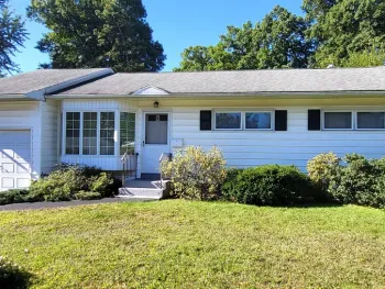 Property at 18 Tattersall Lane, Colonie, NY 12205