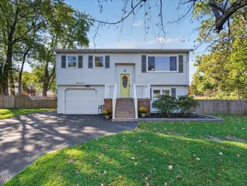 Property at 1816 Providence Avenue, Niskayuna, NY 12309