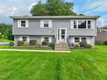 Property at 8 Westchester Drive, Albany, NY 12205