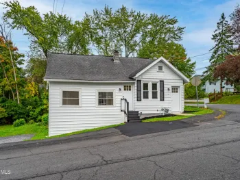 Property at 2 Monroe Avenue, Colonie, NY 12110