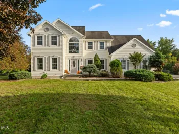 Property at 14 Thrush Terrace, East Greenbush, NY 12061
