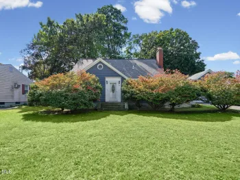 Property at 8 Knickerbocker Road, Scotia, NY 12302