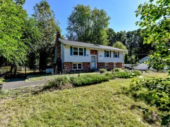 Property at 7 Garden Drive, Clifton Park, NY 12065