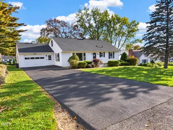 Property at 37 Coolidge Road, Amsterdam, NY 12010