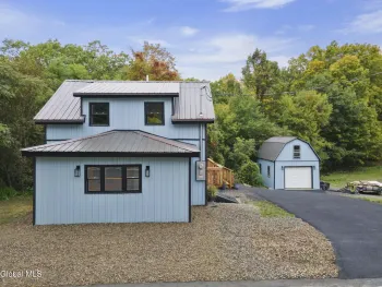 Property at 324 W Glenville Road, Schenectady, NY 12302