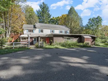 Property at 265 Peck Road, North Greenbush, NY 12198