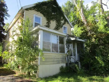 Property at 322 Vliet Boulevard, Cohoes, NY 12047