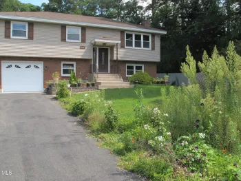 Property at 18 Ethel Drive, Albany, NY 12211
