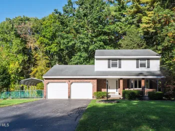 Property at 3045 Williamsburg Drive, Guilderland, NY 12303
