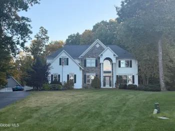 Property at 23 Eleanor Court, Halfmoon, NY 12118