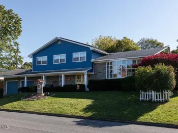 Property at 1836 Oakland Avenue, Schenectady, NY 12308