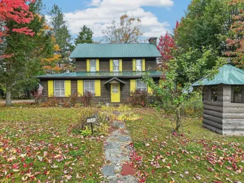 Property at 2541 State Route 8, Lake Pleasant, NY 12108