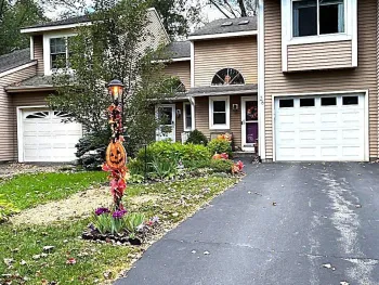 Property at 26 Wilan Lane, Albany, NY 12203