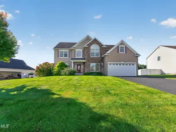 Property at 8 Peacham Road, Colonie, NY 12189