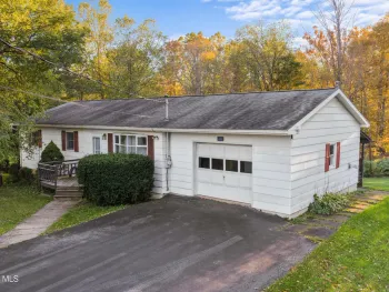 Property at 141 Bray Road, Esperance, NY 12035