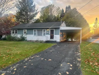 Property at 28 Jefferson Avenue, East Greenbush, NY 12144