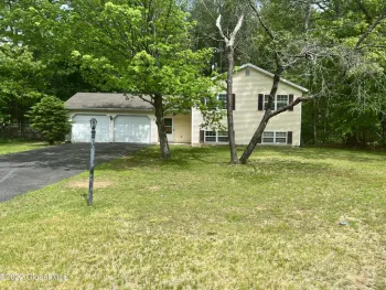 Property at 10 Carriage Way, Milton, NY 12020