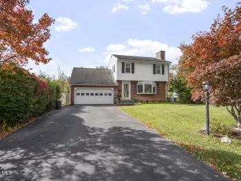 Property at 10 Norge Road, Bethlehem, NY 12054