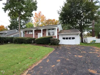 Property at 26 Vanderbilt Avenue, Saratoga Springs, NY 12866
