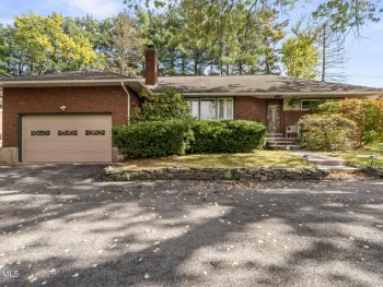 Property at 1078 Cornelius Avenue, Niskayuna, NY 12309