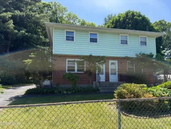 Property at 5 B Van Dyke Road, Colonie, NY 12205