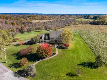 Property at 8 Pauley Ln Lane, New Scotland, NY 12159