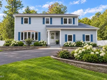 Property at 18 Esopus Drive, Clifton Park, NY 12065