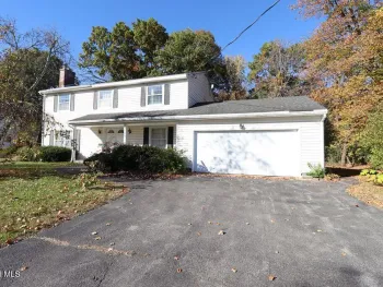 Property at 2463 Brookshire Drive, Niskayuna, NY 12309
