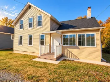 Property at 1091 Hoosick Road, Troy, NY 12180