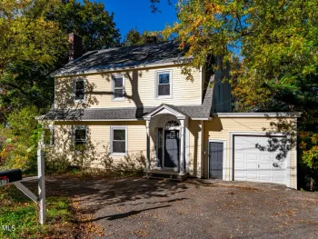 Property at 2515 Englewood Avenue, Niskayuna, NY 12309