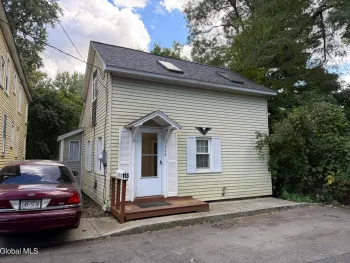 Property at 113 Walnut Street, Schenectady, NY 12308