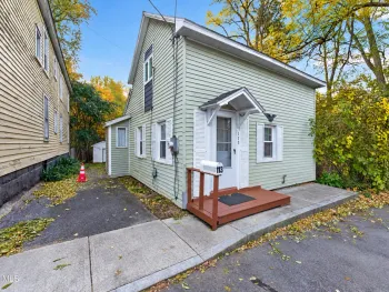 Property at 113 Walnut Street, Schenectady, NY 12308