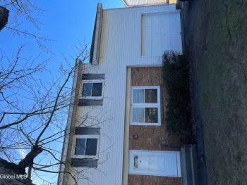 Property at 7 Bayberry Drive, Colonie, NY 12110